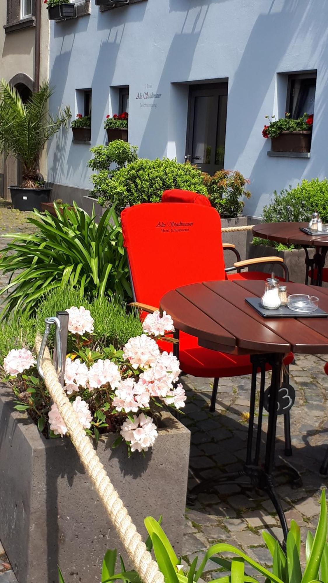 Hotel Restaurant Alte Stadtmauer Beilstein  Exterior foto